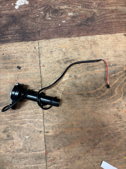 Håndloddet Sur-Ron Throttle